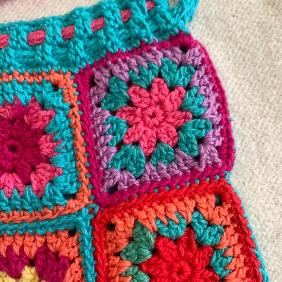 Colorful hand knit Crocheted Bag - Picture 5 of 11